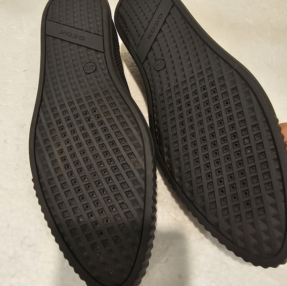 Geox Leather With Metal Cap Toe - Picture 7 of 10